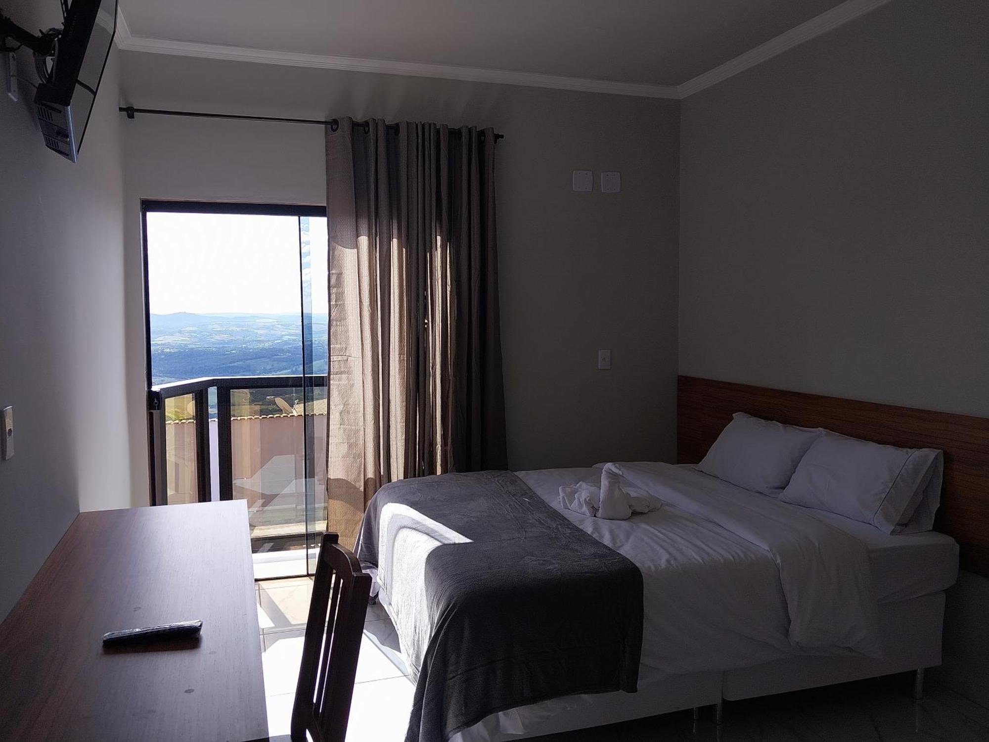 Hotel-Pousada Quartzo Rosa Sao Tome das Letras Ngoại thất bức ảnh
